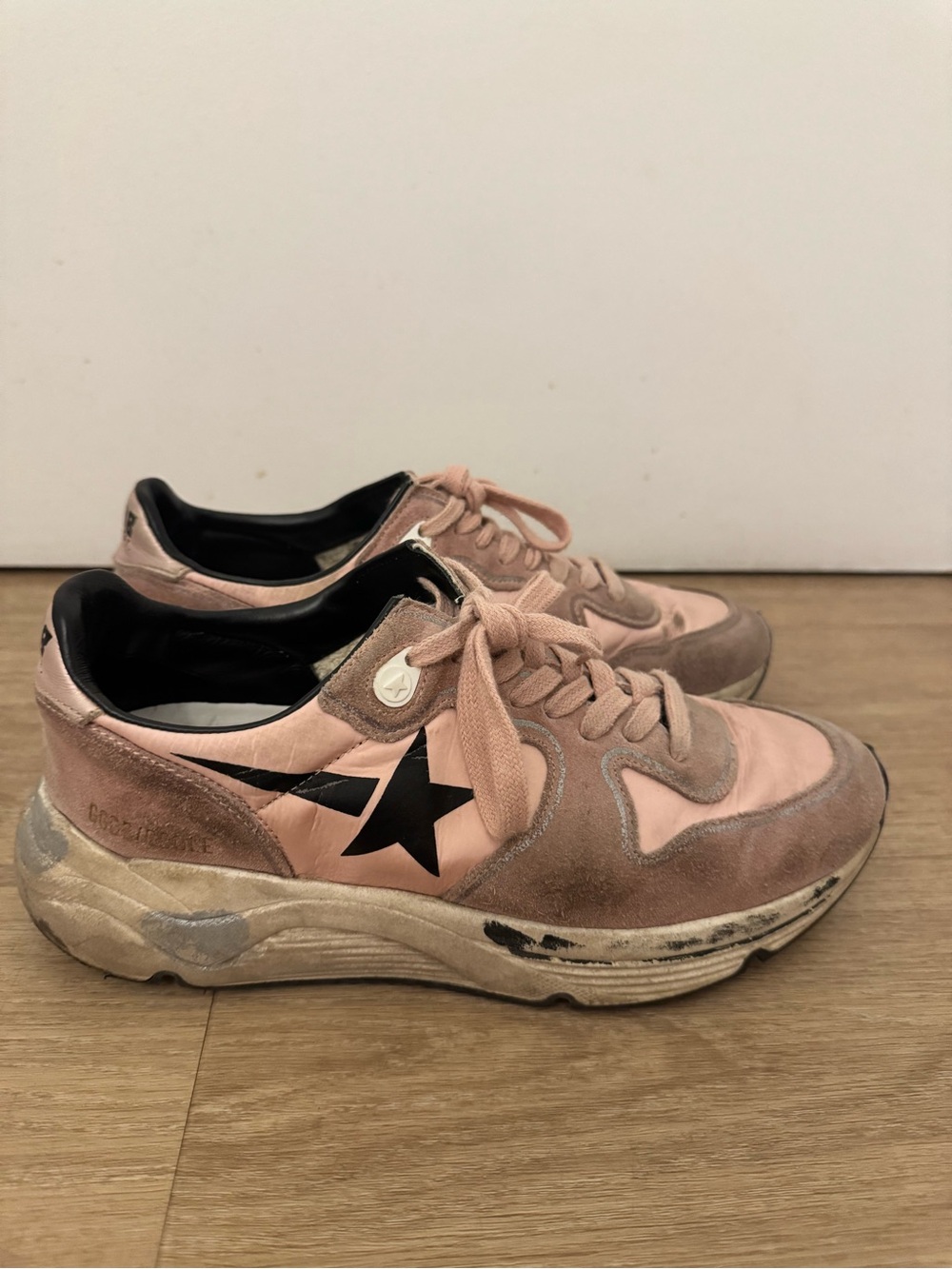 Golden Goose Pink Running Sneakers - Picture 3 of 6